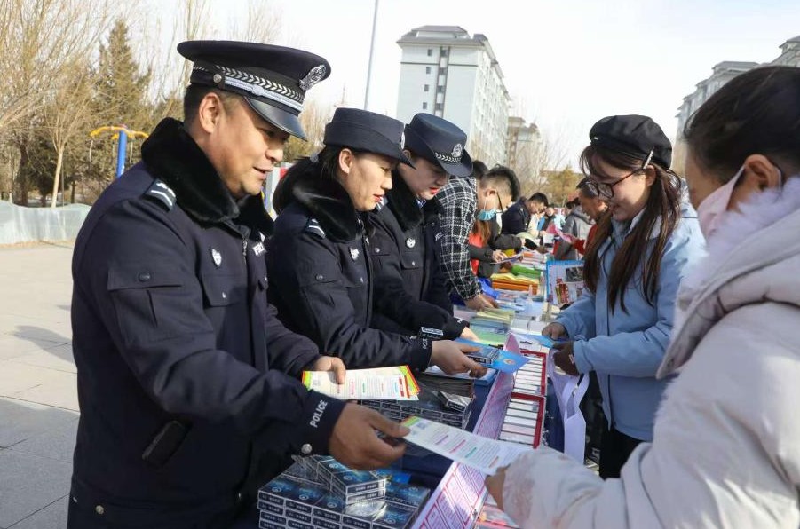 ȪݣԡܡΪԶ붾Ʒ ԷΪס