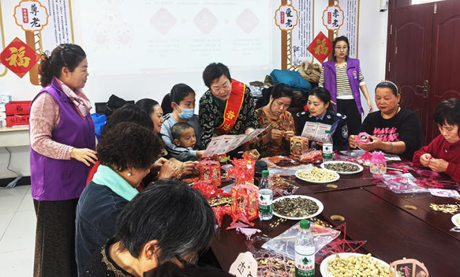 �½����ŵ���ʦ˫����˾���ֿ�չԪ���ѽڻ�ƽ���շ������