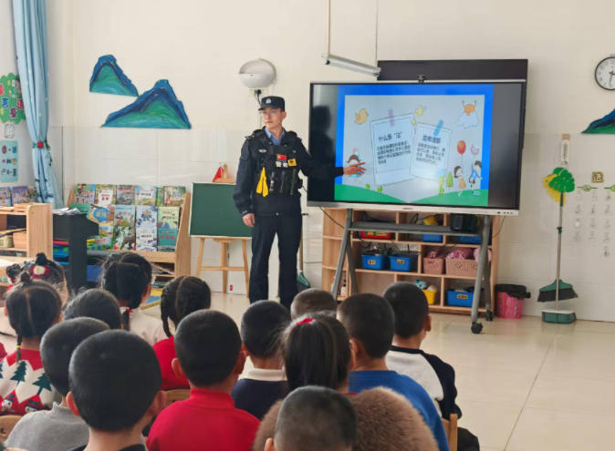 ��Уͬ�Ļ���ѧ ��ȫ����������