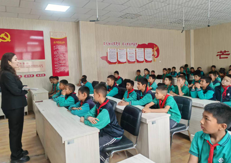 ���λ���ƽ������ ����ͯ���ػ��ɳ�