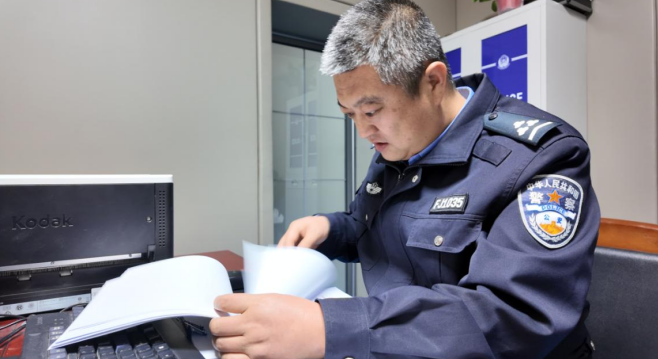 �Ǿ�Ȫ�й��������ݷ־ֽ�ͨ������Ӹ�������ƽ