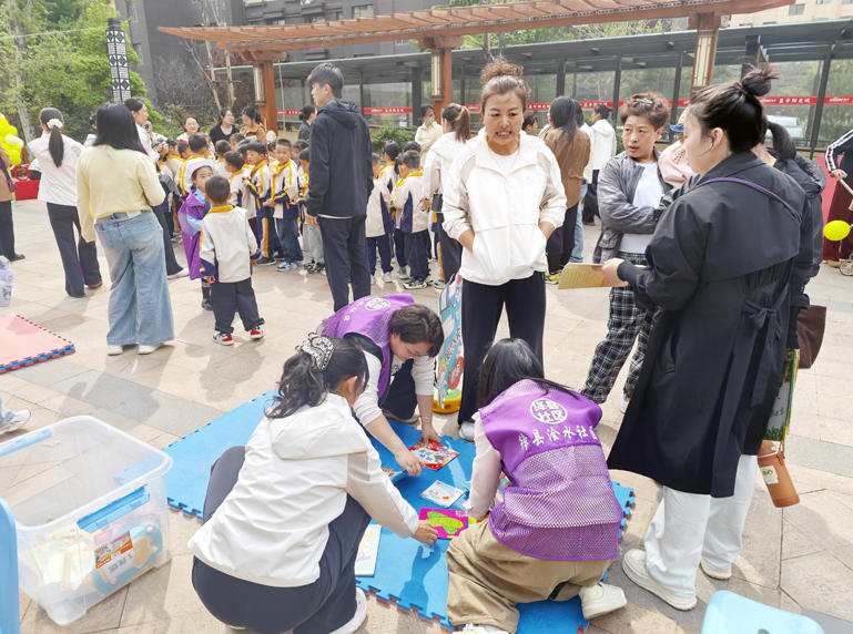 ɽ����أ�԰��ͬ�������� ������鹲�ɳ�